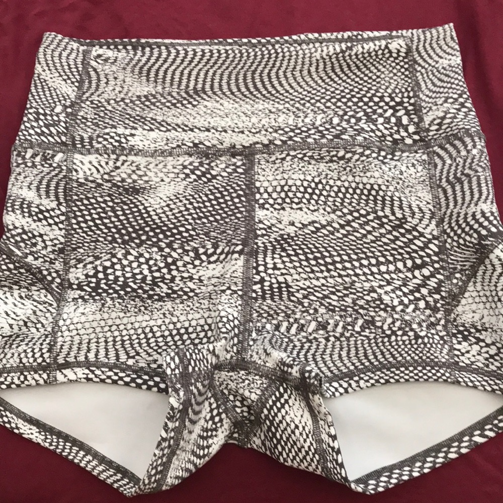 Lululemon In movement Short